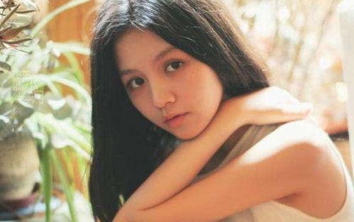 吉住春奈 资料,才华横溢的日本女性漫画家