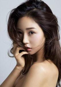 李炫臻 照片,镜头下的风采与魅力